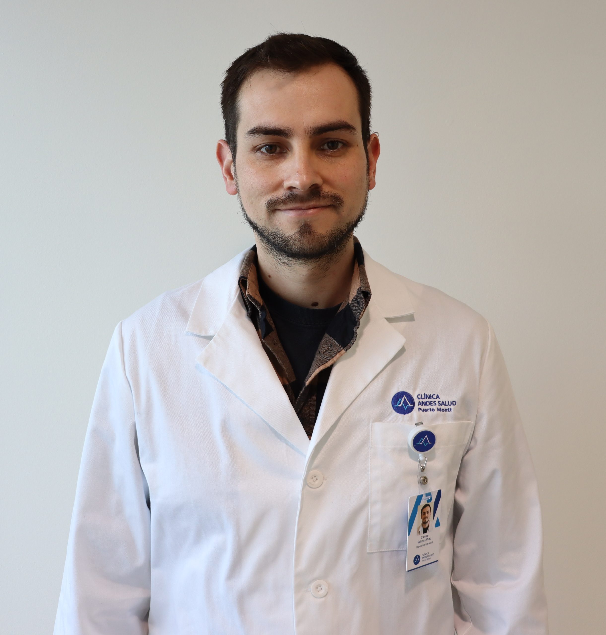 Dr. Carlos Salinas Pino Clinica Andes Salud Puerto Montt